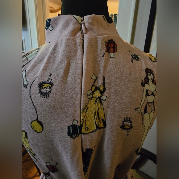 SMAK PARLOUR PAPERDOLL PATTERN SZ L DRESS. *BELT NOT INCLUDED* - Picture 8 of 8